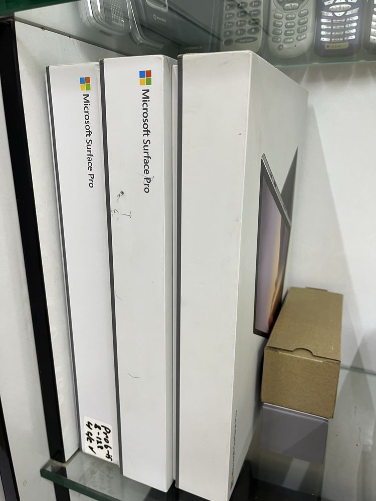 Surface pro LTE 4g i5 4gb 128 ssd Windows 10