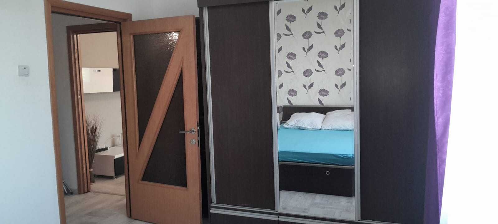 Vand apartament 2 camere, zona Cina, 46.000 eu, negociabil