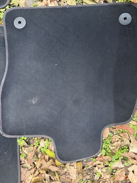 Оригинални мокетни стелки за Skoda Octavia 3