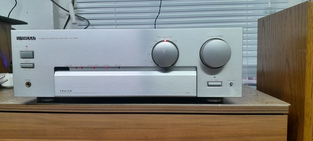 Hi-Fi усилвател KENWOOD KA-5090R