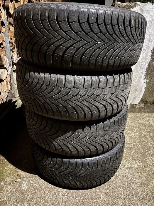 Maxxis Premitra snow wp6 215/50/17 зимни