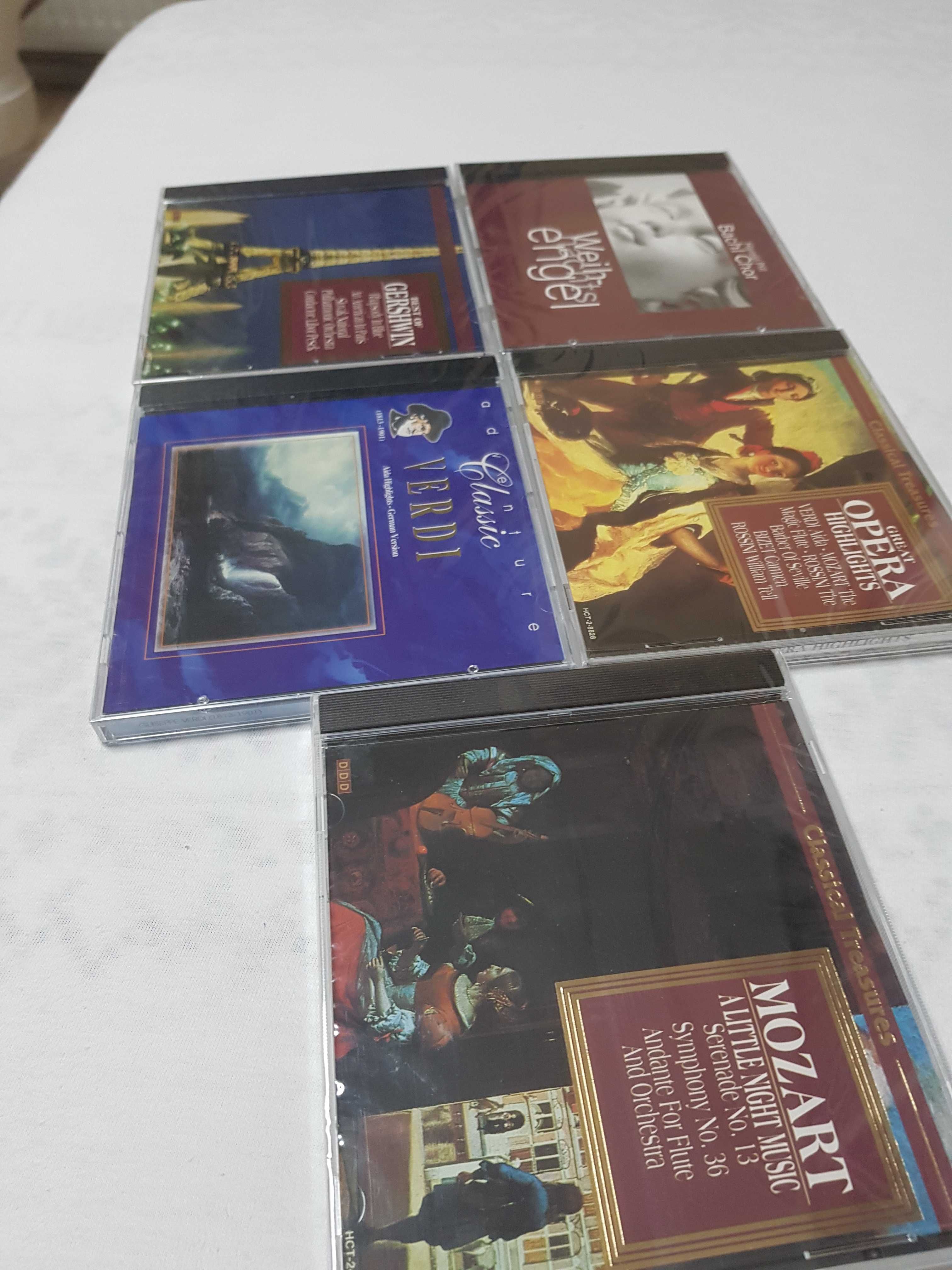 CD uri muzica clasica sigilate.