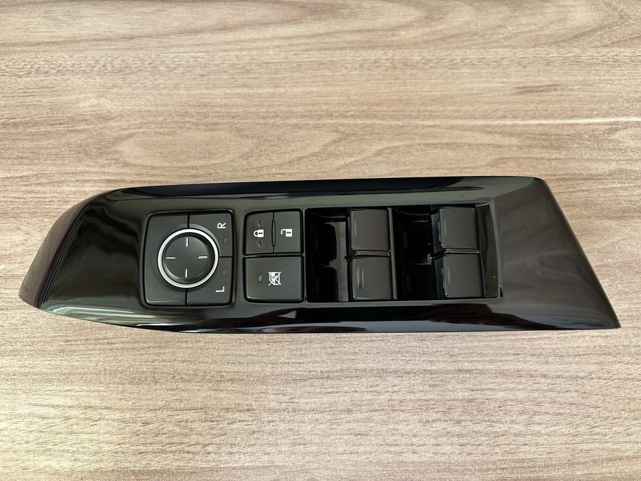 Блок управления стеклоподъемниками Lexus GS L10