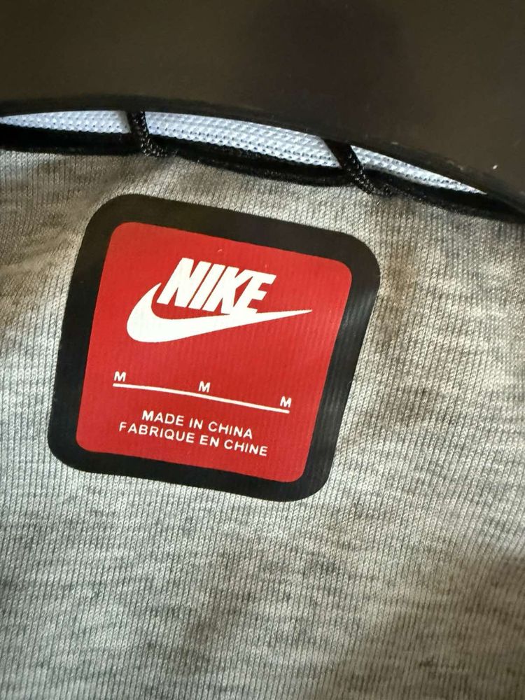 nike tech fleece