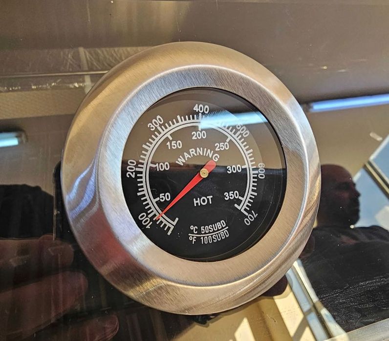 Професионално градинско барбекю