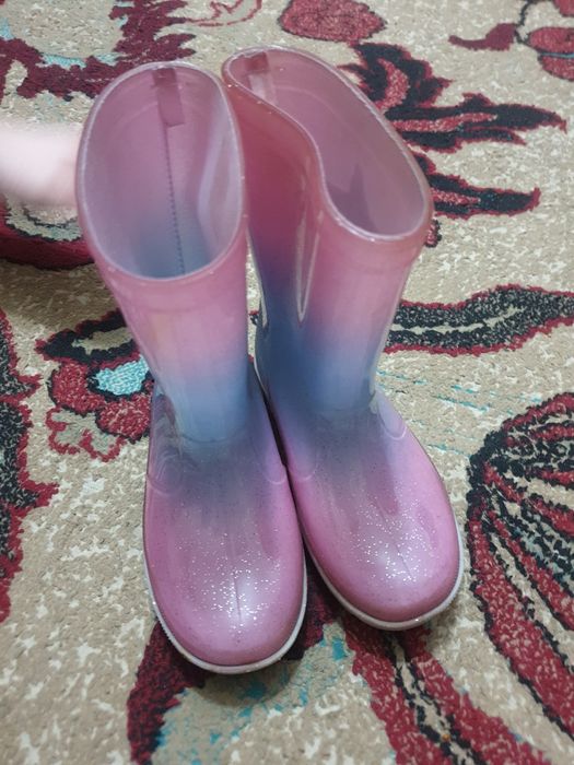 Резиновые сапожки