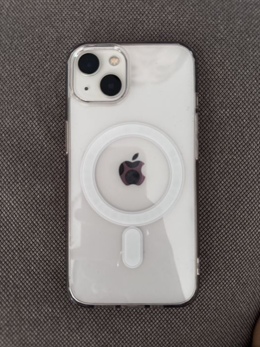 Продается айфон 13 белого цвета 128гб акб 80% не был в ремонте