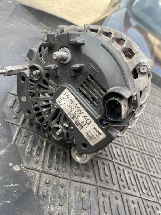 Alternator Vw Passat B7