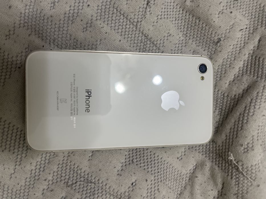 Айфон 4 телефон рабочий