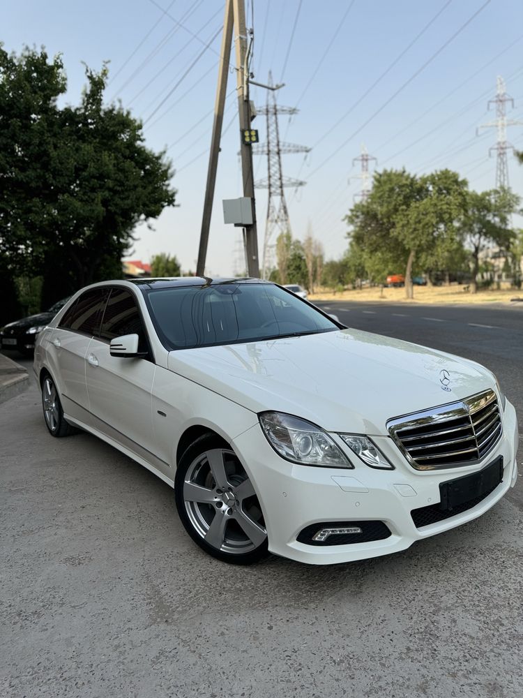 Mercedes W212 sotladi