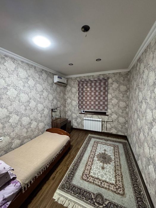 UY SOTILADI SROCHNO, ПРОДАЁТСЯ СРОЧНО 1 этаж 4-комнатная квартира