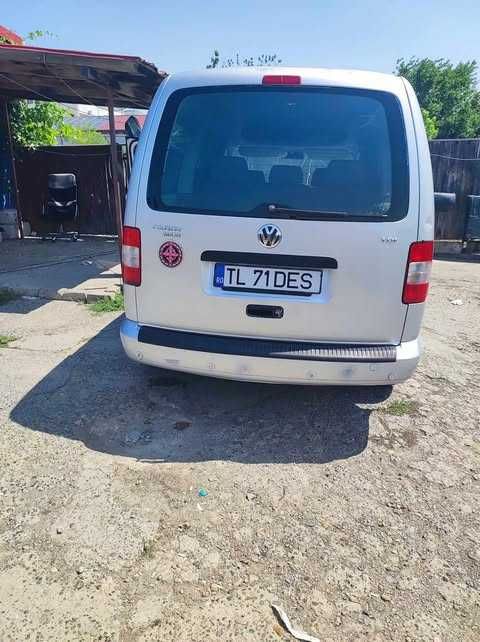 vand vw caddy maxi 7 locuri
