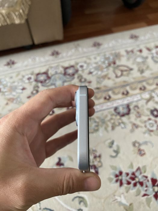 продается iphone 15