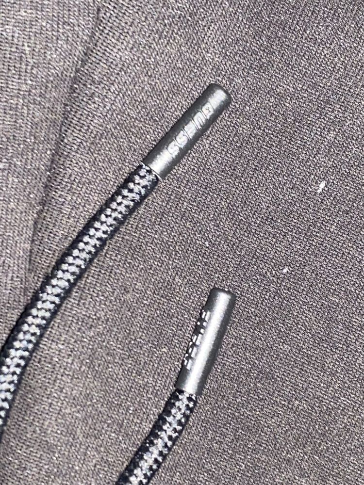 Pantaloni Guess