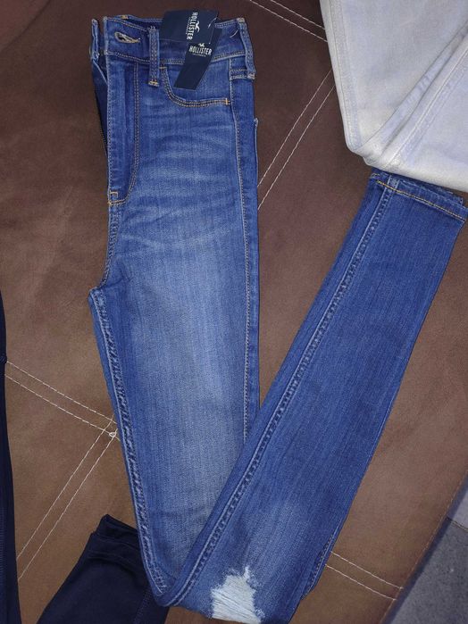 Adidas, MANGO, Hollister клин, дънки си