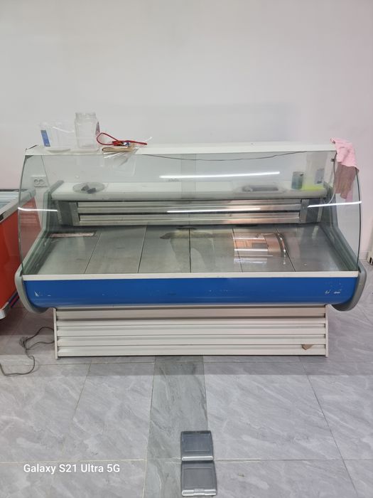 Витринные холодильники для магазина