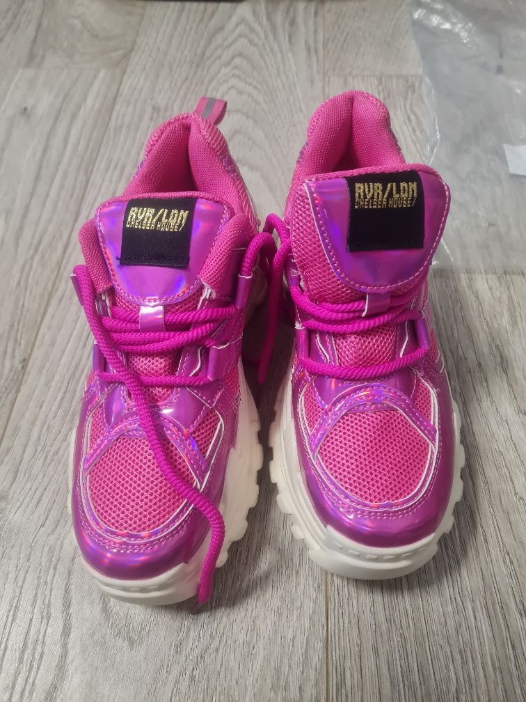 Adidasi/sneakers River Island-zara/nike...