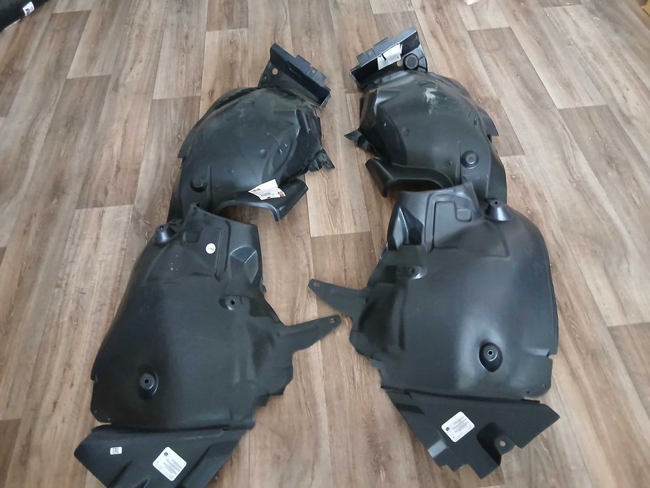 Подкалник W204 Мерцедес C класа