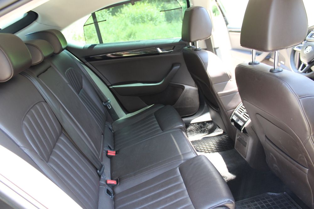Skoda Superb 2.0TDI Laurin & Klement