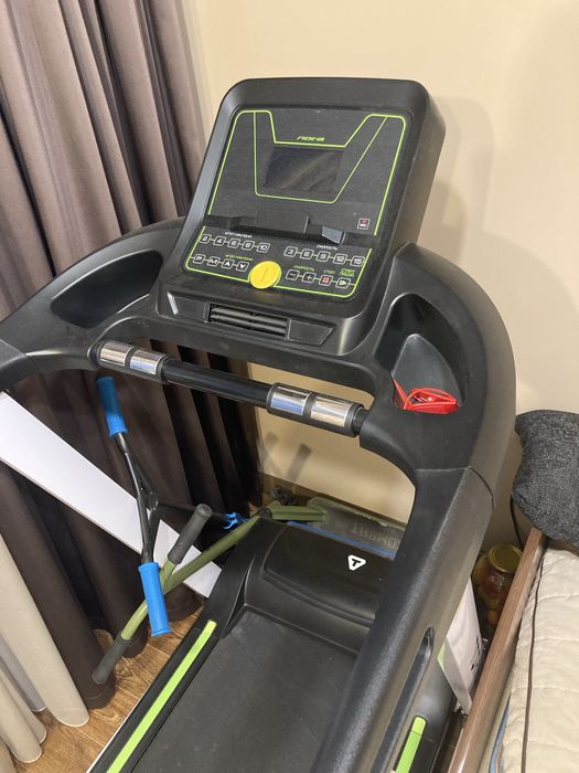 Продам беговую дорожку Torneo