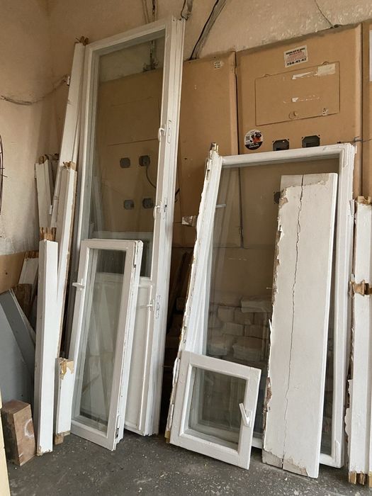 Отдам окна двери на дрова