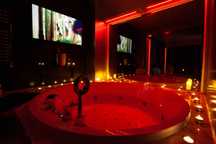 Regim hotelier de Lux cu Jacuzzi in camera
