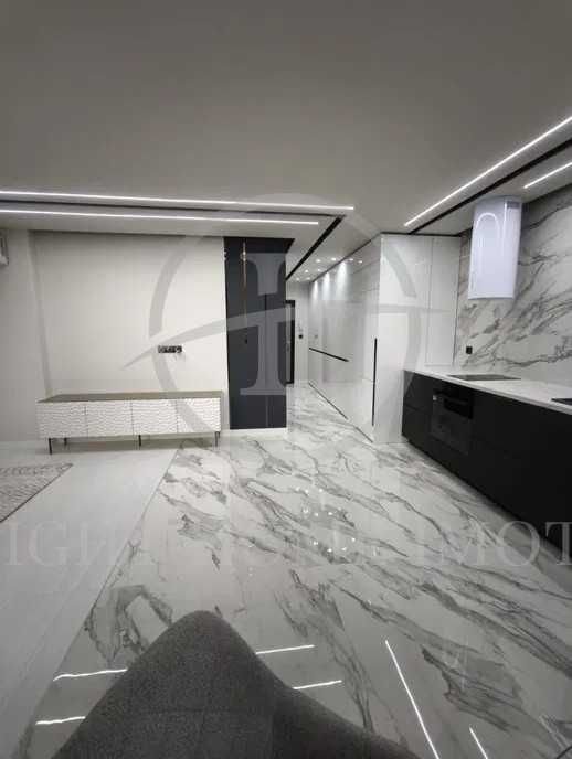 Продава се Двустаен апартамент в Пловдив, Христо Смирненски - 86 кв.м за 1849 €/кв.м - Снимка #3