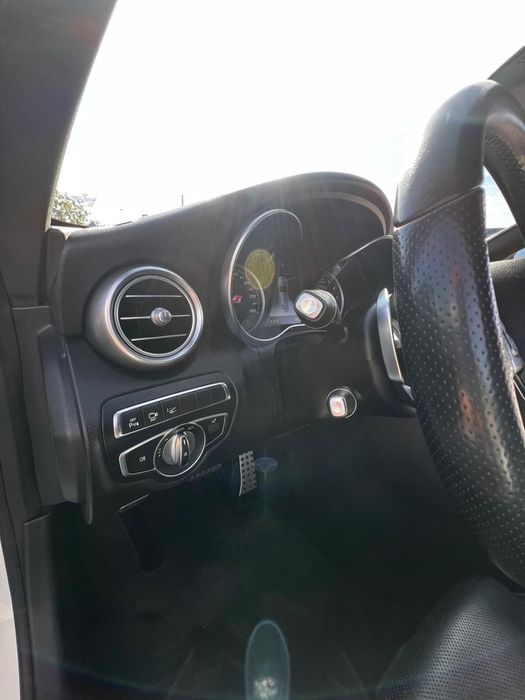 Propietar vand Mercedes C coupe