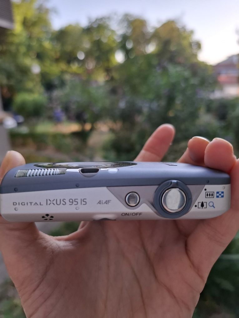 Ултра компактен дигитален фотоапарат CANON DIGITAL IXUS 95is