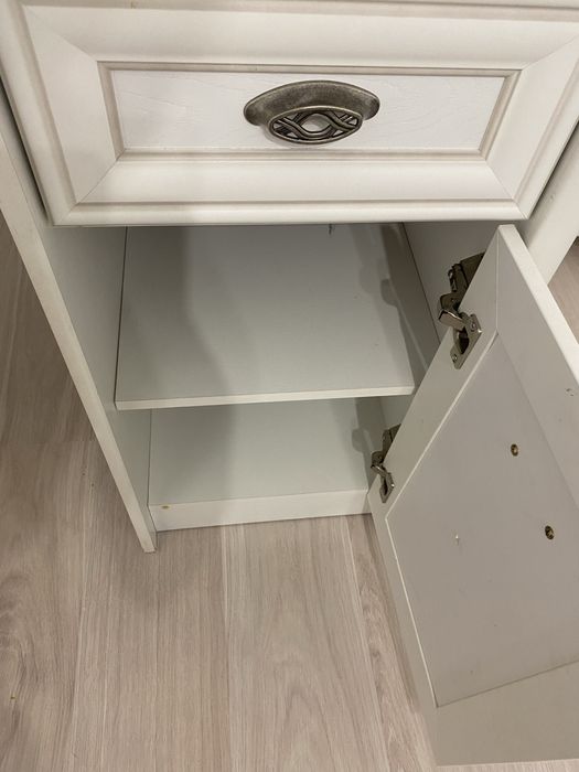 продам компьютерный стол