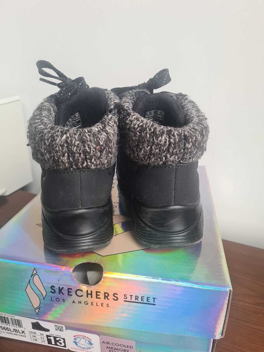 Ghete Skechers copii