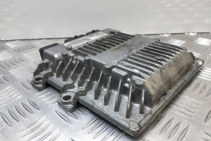 Calculator Motor Siemens ECU   5WS40285C T / 5WS40285C Peugeot 206 pr