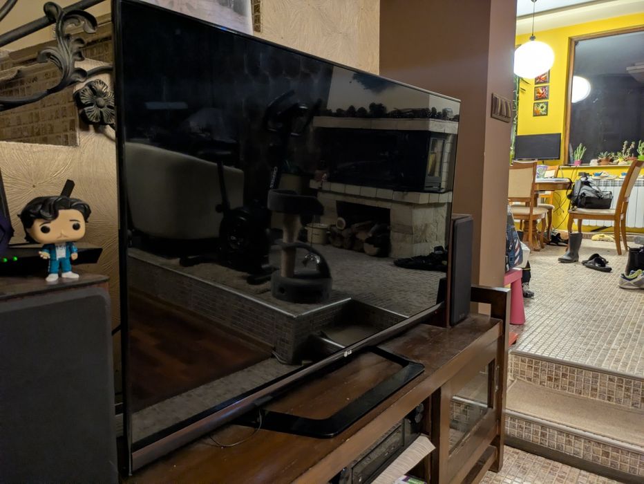 Телевизор LG 47' 3D 47lm640t