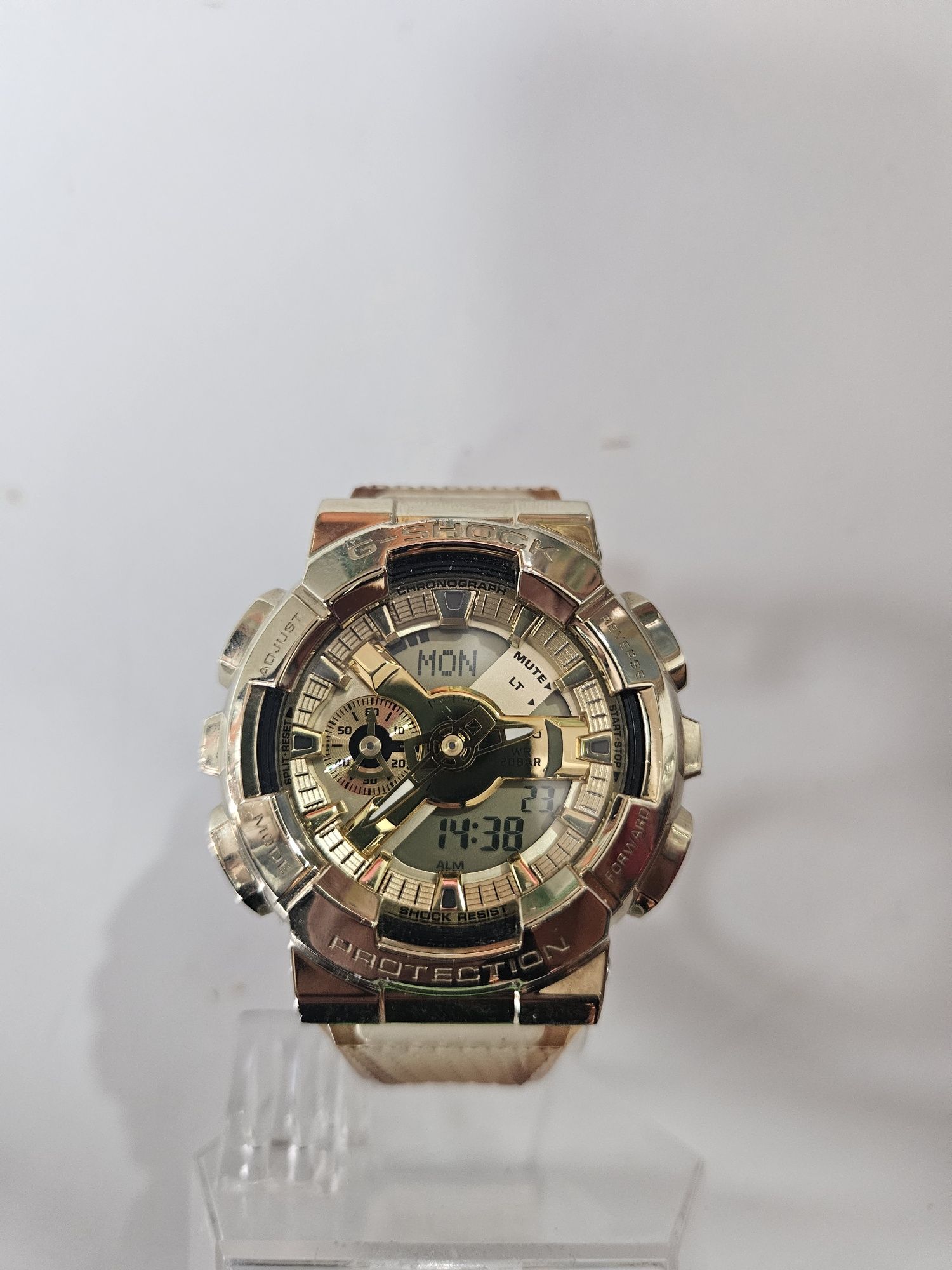 Ръчен мъжки часовник CASIO G-SHOCK GM-110SG-9AER