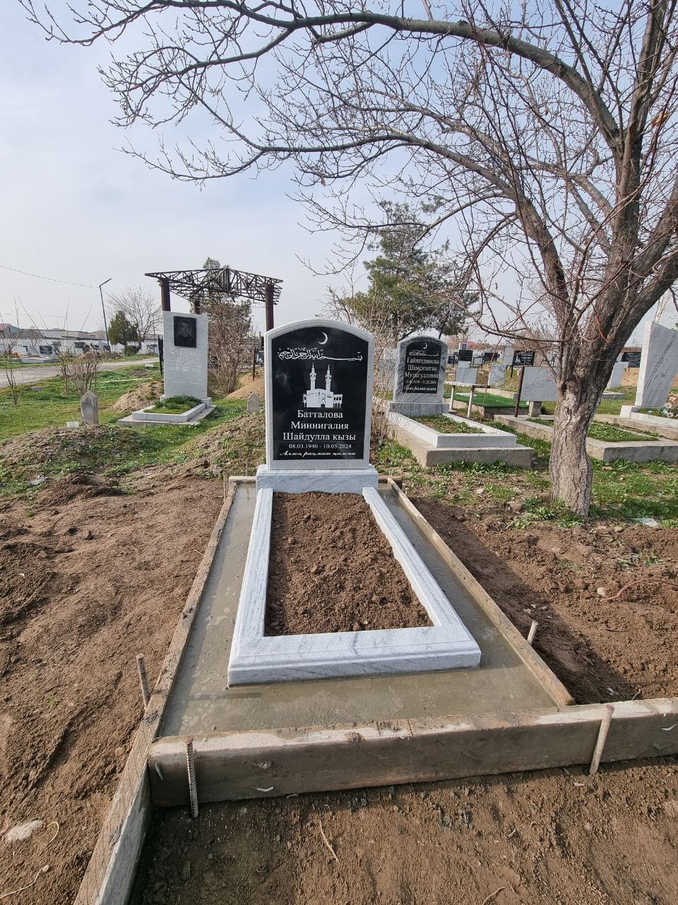 Памятники.Qabr toshlari