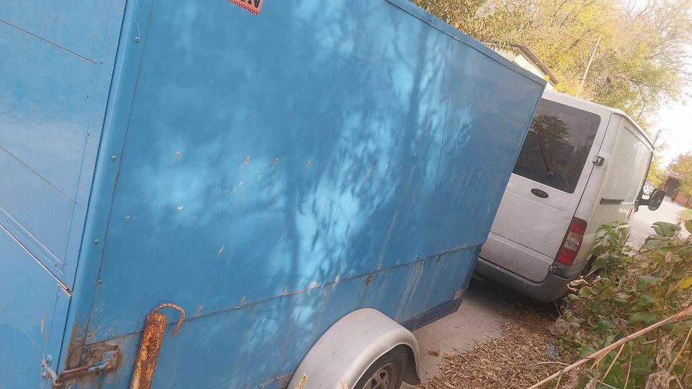 Ремарке 800 килограма