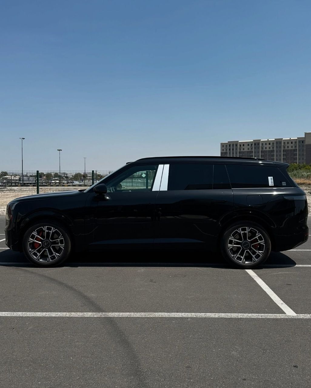 Lynk$Co 900 Hybrid 1450 km Li9 ni QOTILI.