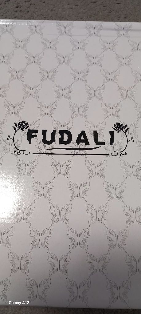 Елегантни дамски боти Fudali