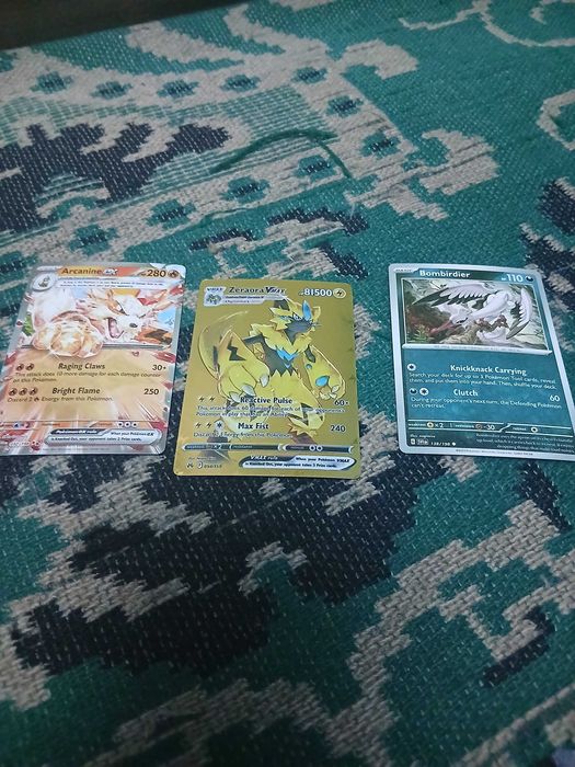 Карти на Pokemon