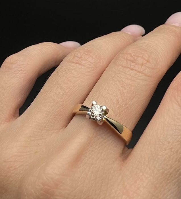 Кольцо золото с бриллянтом