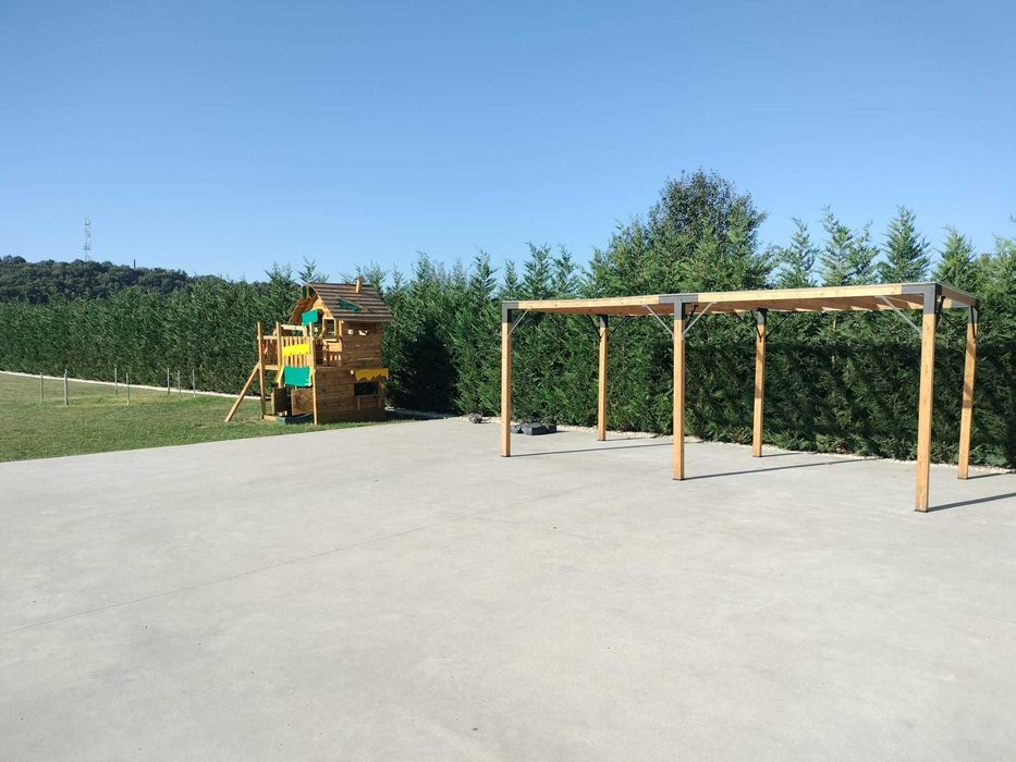 Teren + casa de vanzare Onesti, str Marasesti nr. 92B