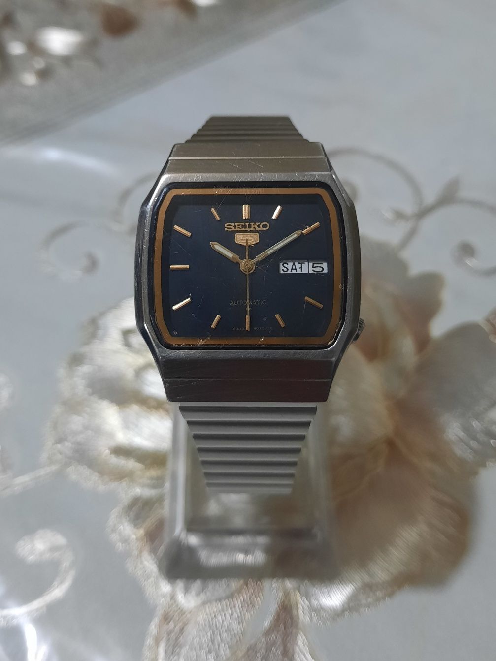 Продам часы SEIKO-5