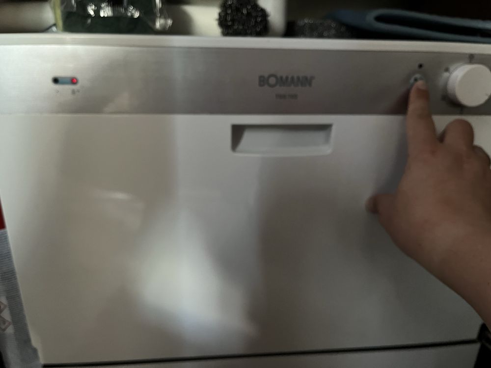 Малка съдомиялна Bomann TSG 705 тип кубче за 6 комплекта