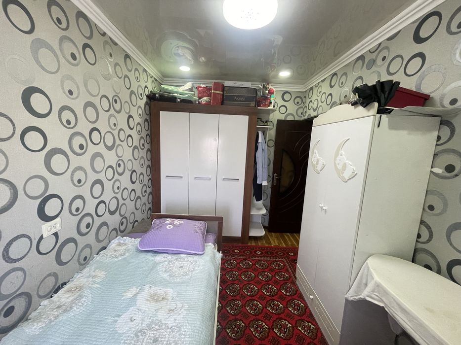Urganch shaxri Temir yol bolnisa yonda 3 xonali kvartira sotiladi
