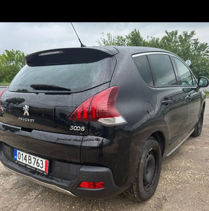 Пежо 3008 2016 година