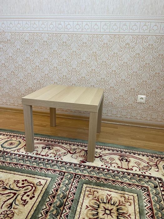 Журнальный столик