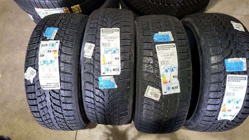 215/40/18 BRIDGESTONE 4бр