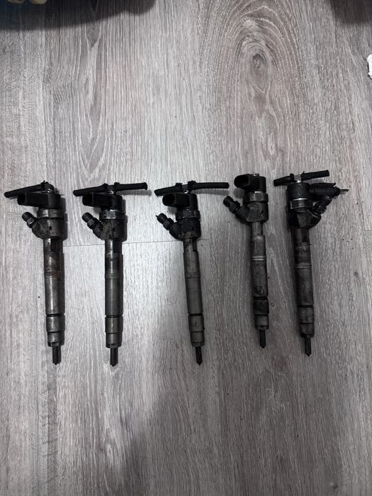 Injectoare Mercedes 2.7 euro 3