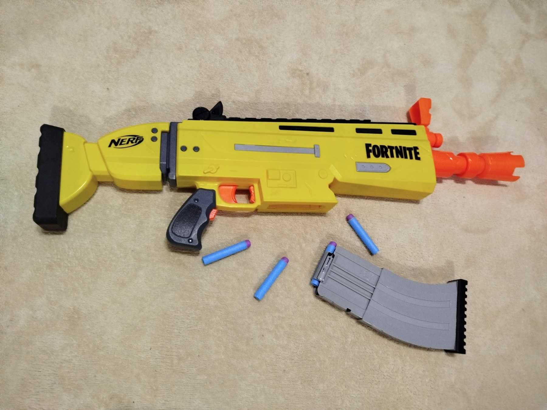 Бластер Hasbro Nerf Fortnite AR-L