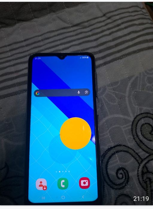 Срочно продам моб.телефон Самсунг.